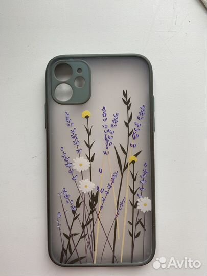 Чехол на iPhone 11