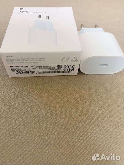 Блок питания iPhone 20w