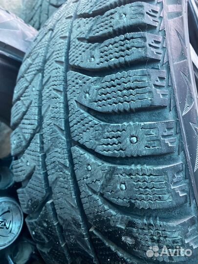 R17 Bridgestone Ice Cruiser 7000 215/50, PCD 5x114.3 DIA 15