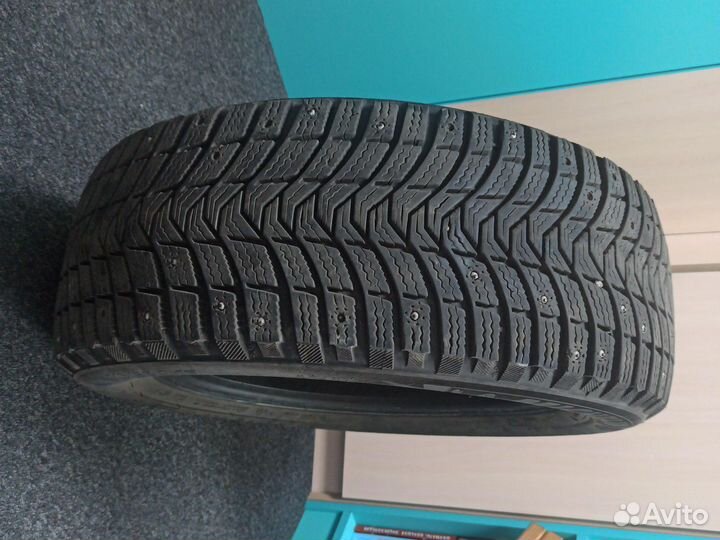 Michelin X-Ice North 3 215/55 R16 97T