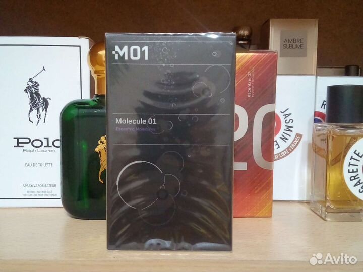 Molecule 01 Escentric Molecules