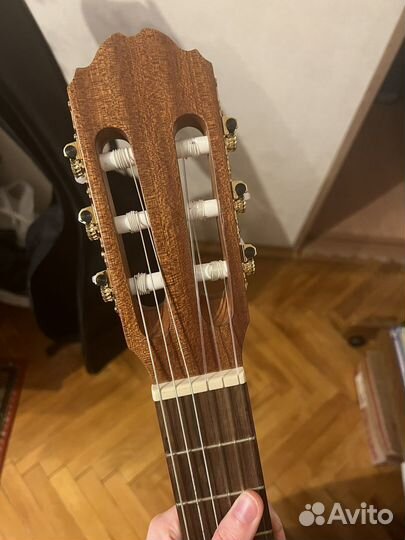 Гитара классическая