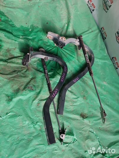 Петли крышки багажника Mazda xedos 9