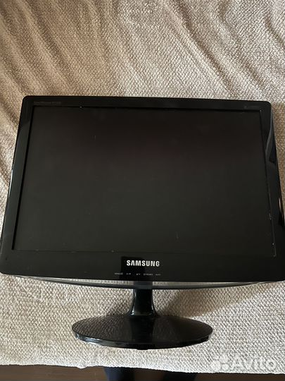 Монитор Samsung