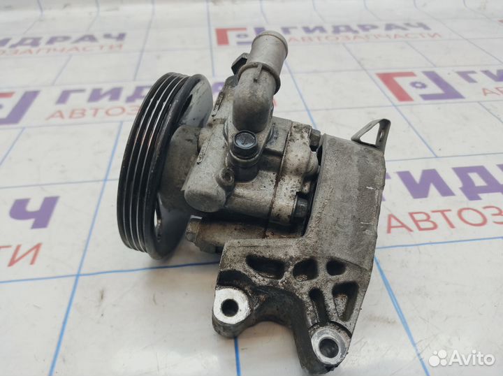 Насос гидроусилителя Chevrolet Cruze 96837813