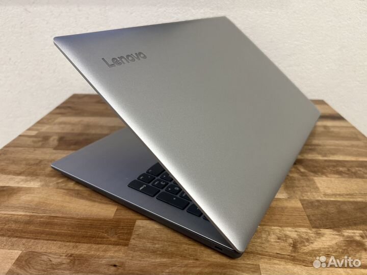 Игровой Lenovo i3-7100 8Gb DDR4 940MX SSD256+1000G