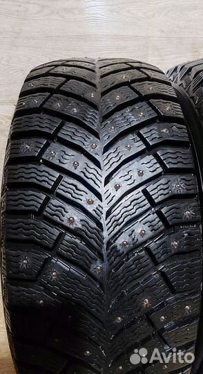 Michelin X-Ice North 4 SUV 215/65 R16