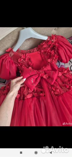 Нарядное платье для девочки 128