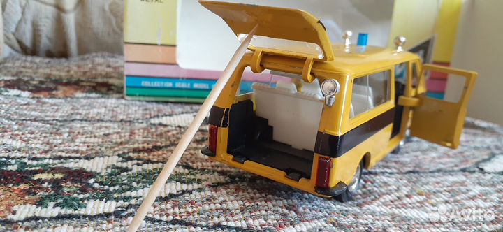 Масштабная модель 1/43 RAF Гаи