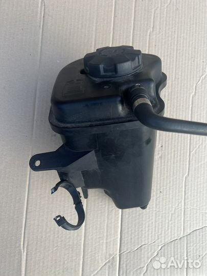 Бачок расширительный BMW X5 E70 3.0TDI