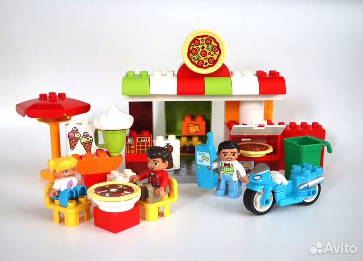 Конструктор lego duplo Town Пиццерия 10834