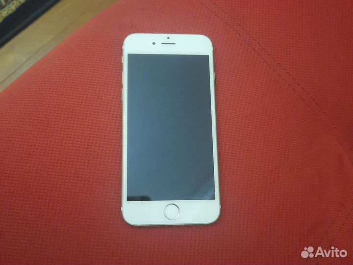 iPhone 6S, 32 ГБ