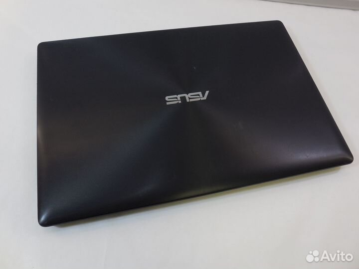 Новый Asus X553 - 4 ядра 4Гб 500Gb акб 3,5ч