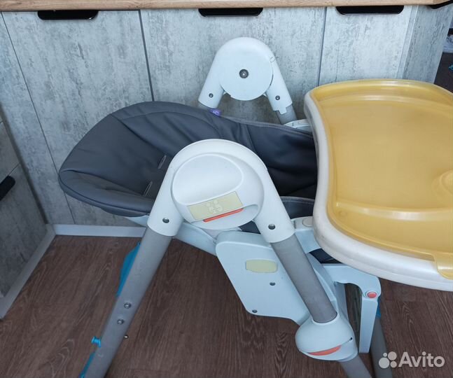 Стульчик для кормления chicco