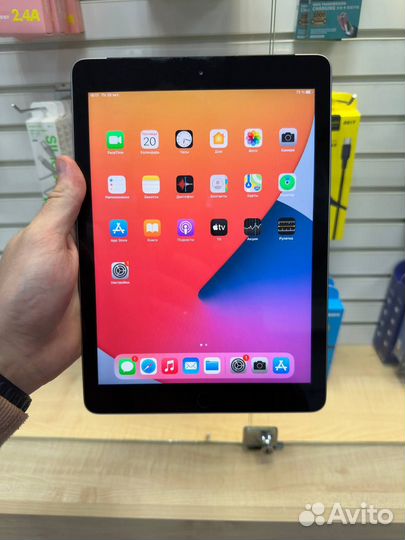iPad 5 (2017) Space Grey 32Gb WiFi+Cellular