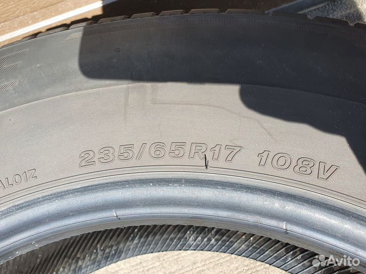 Bridgestone Alenza 001 235/65 R17 108V