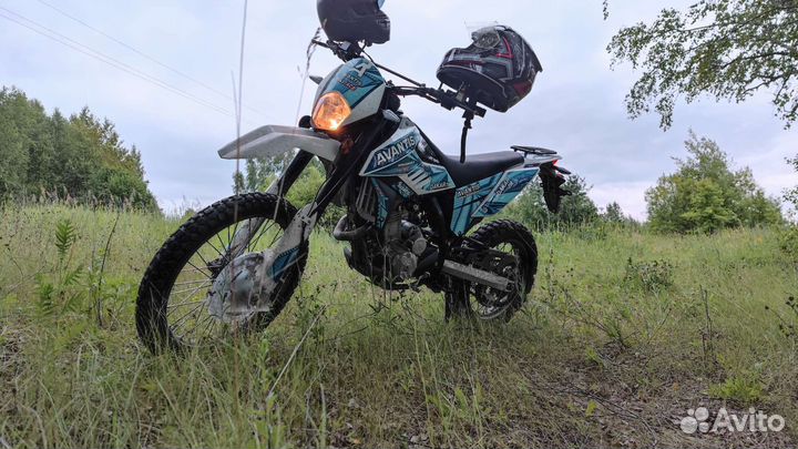 Мотоцикл Avantis dakar 250 twincam