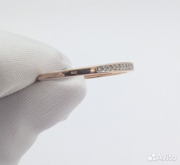 Золотое кольцо с бриллиантом 19р