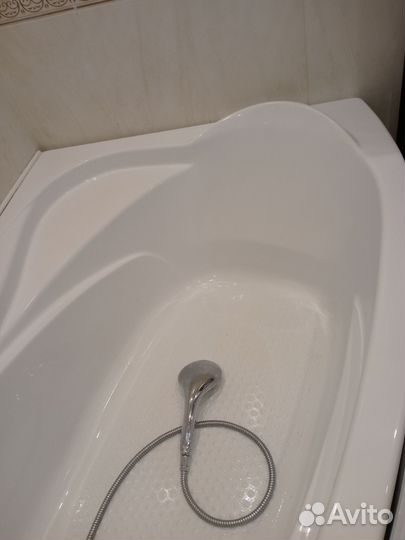 Ванная угловая бу