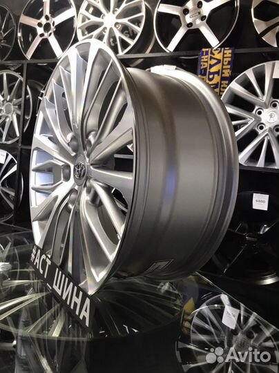 Диски TY-033 R18 5x114.3 d60.1 SF