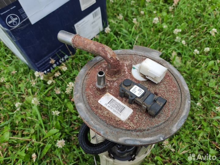 Насос топливный + новый датчик топлива Trailblazer