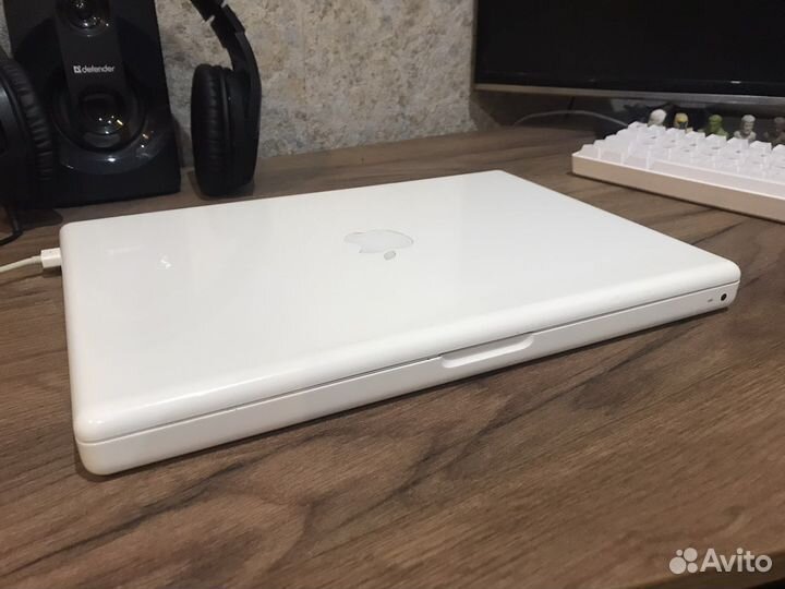 Macbook (ноутбук)