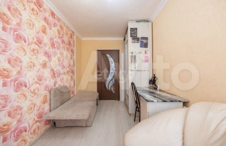 3-к. квартира, 54 м², 2/5 эт.