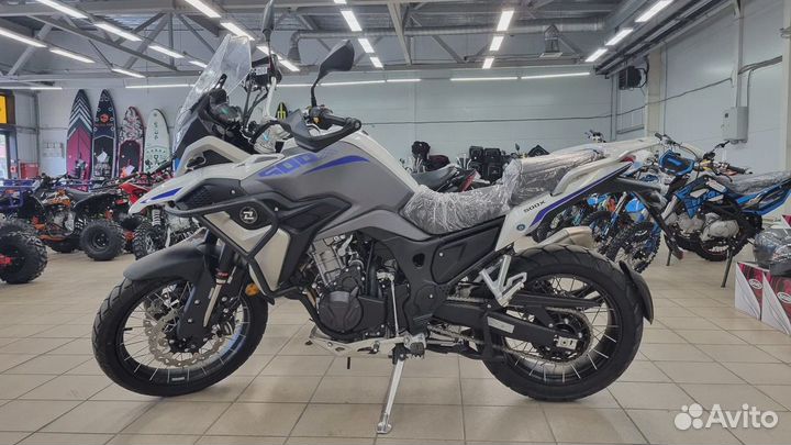 Мотоцикл kove 500X белый