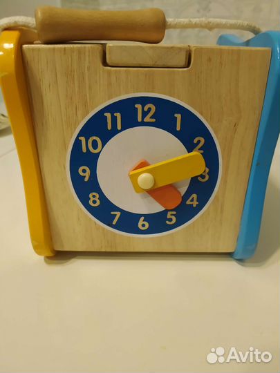 Развивающие игрушки дерево