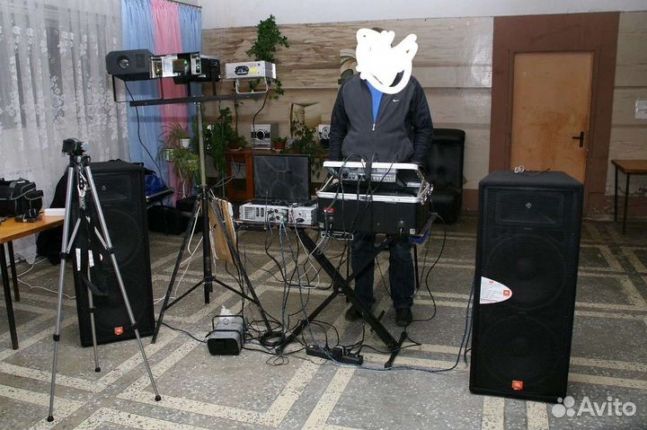 Колонки JBL JRX100