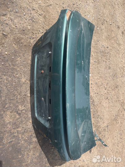 Крышка багажника volvo s40 1