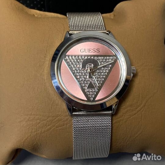 Часы Guess в оригинальной упаковке