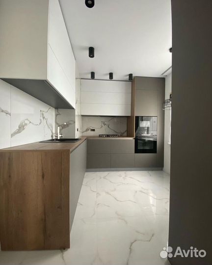 Кухни на заказ. Под ключ. Гapaнития oт 2 дo 10 лeт