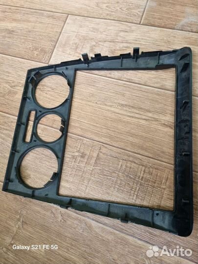 Рамка магнитолы Skoda Octavia tour