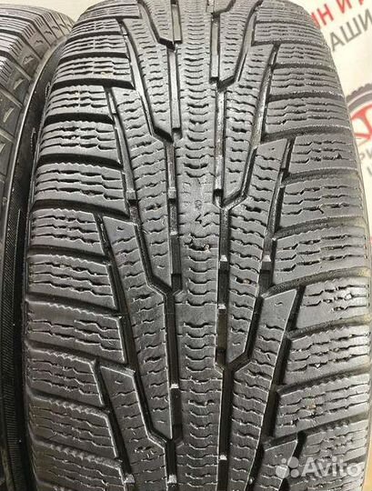 Nokian Tyres Hakkapeliitta R2 185/60 R15 84M