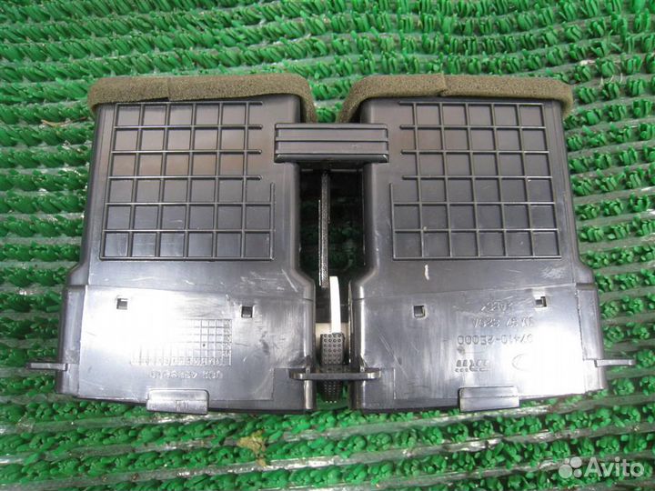 Дефлектор торпедо центральный Hyundai Tucson (JM)