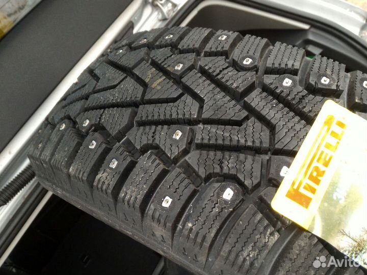 Pirelli Ice Zero 265/50 R20 111H