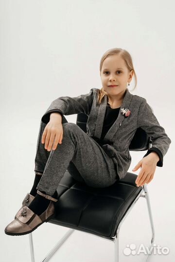 Костюм тройка на девочку 128