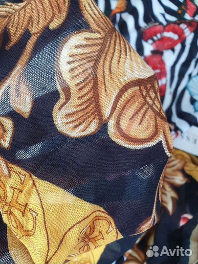 Платок новый Guess