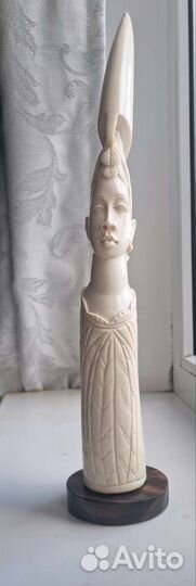 Натуральный бивень. Африка