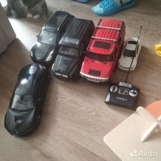 Машинки на пульте управления
