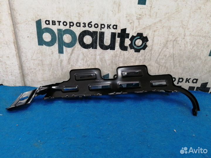 Кронштейн заднего бампера левый железо 86677-2P000