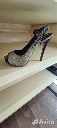 Босоножки женские 38 размер