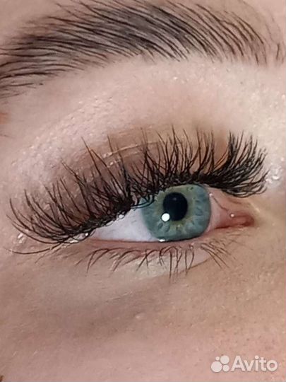 Наращивание ресниц на дому