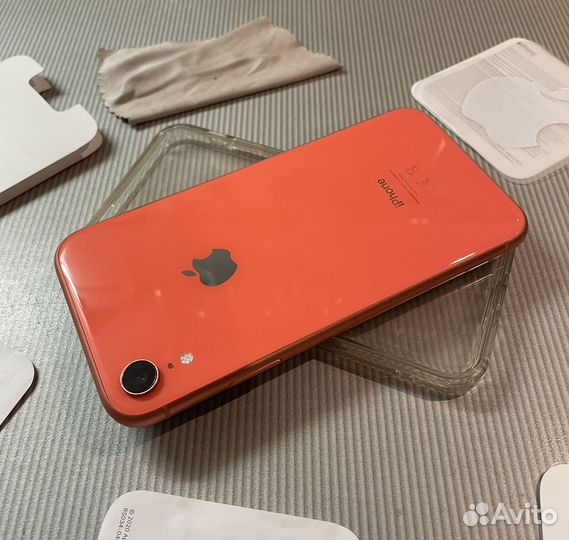 iPhone Xr, 64 ГБ
