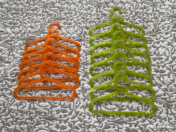 Вешалки плечики IKEA детские