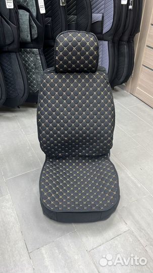 Авточехлы универсальные пара