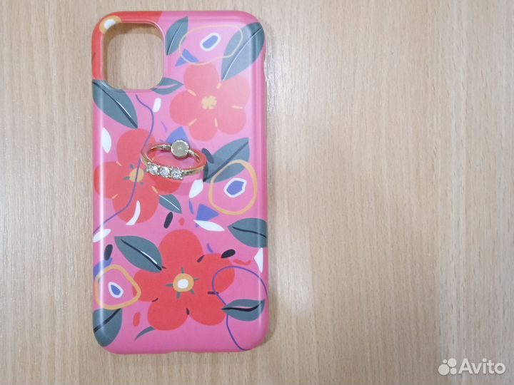 Чехол на iPhone 11