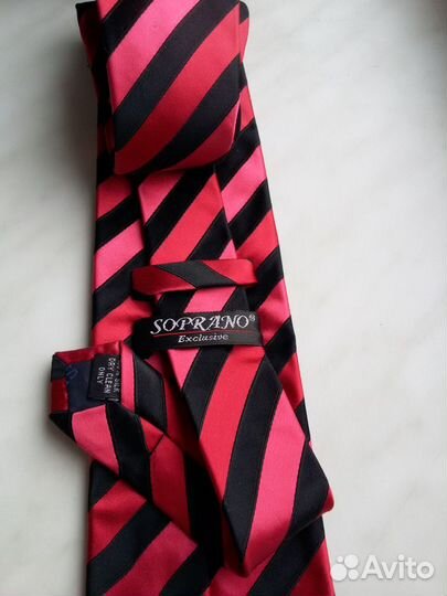 Галстуки в подарочных коробках