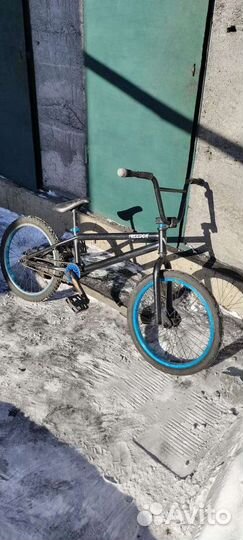 Трюковой велосипед bmx